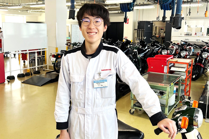 一級自動車研究開発学科 川上 竜弥