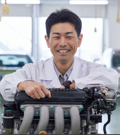 自動車整備科 飯野 友嘉先生