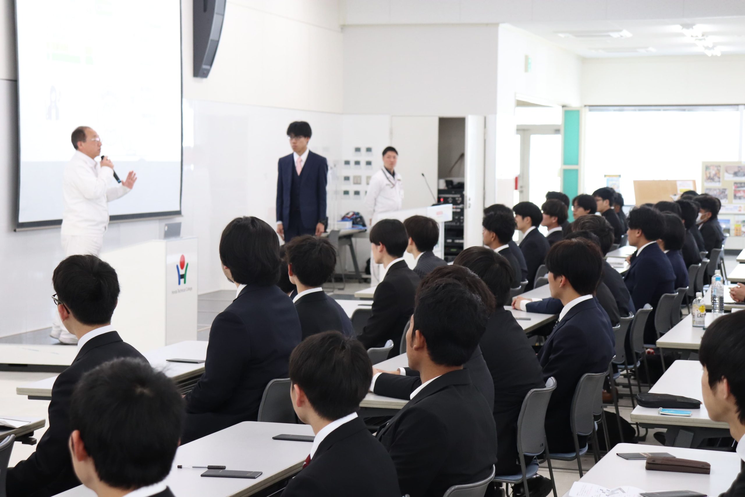 【新入生対象】入学式リハーサルとオリエンテーション